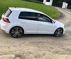 Volkswagen Golf GTD - Image 3/7