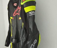 Alpinestar Motorbike Leather Racing Suit two pic