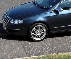 Wanted passat b6 front bumper and passenger wing in graphite blue