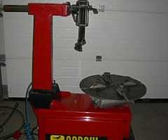 Wanted tyre machine
