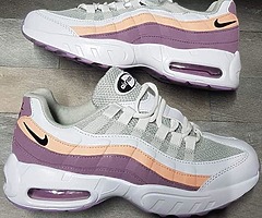 Womens 95s - Image 3/3
