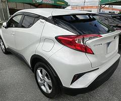 Toyota CH-R Hybrid 2017, Available at best Price through STC Japan Co. Ltd - Image 3/10