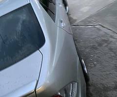 Lexus IS200 sport - Image 5/9