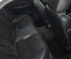 Lexus IS200 sport - Image 7/9