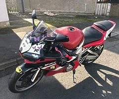2002 yamaha r6 carbed model