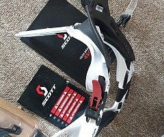 Scott leatt mx neck brace size small