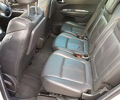Peugeot 5008 EXCLUSIVE - Image 6/11