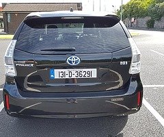 Prius Alpha 2013 black 7 seater