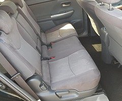 Prius Alpha 2013 black 7 seater - Image 9/10