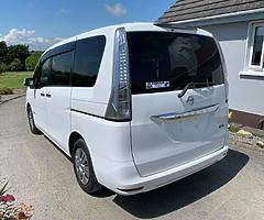 2013 Nissan Serena 8 Seater Hybrid
