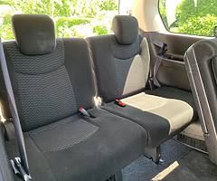 2013 Nissan Serena 8 Seater Hybrid - Image 7/10