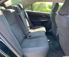 2013 Toyota Camry 2.5 hybrid - Image 5/10