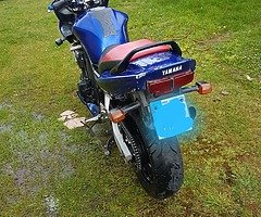 Fazer FZS 600 - Image 7/8