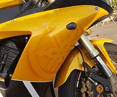 2004 Yamaha Yzf R1 - Image 3/5