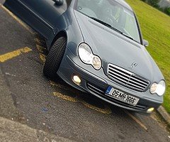 Mercedes benz c200 2.2cdi Automatic - Image 3/10