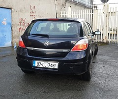 Toyot yaris and Vauxhall astra - Image 8/10