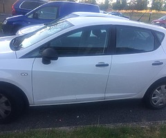 White seat Ibiza