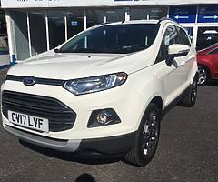 FORD EcoSPORT 1.5 DIESEL - Image 4/10