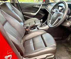 2014 VAUXHALL ASTRA 2.0 DIESEL ELITE - Image 6/10