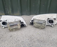 Skoda octavia headlight's