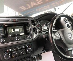 VOLKSWAGEN TIGUAN - Image 8/9