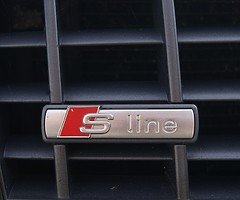B7 A4 S-line 2.0 petrol TAX&NEW NCT - Image 4/6