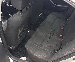 05 avensis 1.8 vvti - Image 8/10