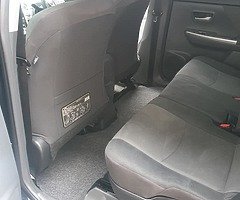 Toyota Prius qx - Image 5/7