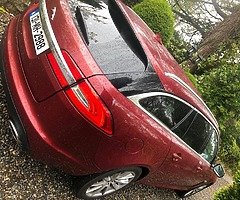 Jaguar XF 2.2 Diesel Premium Luxury Estate (280 Tax) - Image 4/10