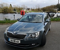 Skoda Superb Estate 2014 - Image 5/10