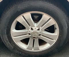 Genuine mercedes ml gl R19 alloys for sale - Image 4/5