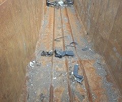 FOR SALE: 2010 Scrap Tipping Trailer - Image 7/8