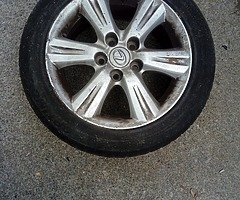 Lexus alloys