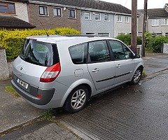 VERY CLEAN RENAULT SCENIC 7 Seats (JUST SERVICED) MAKE ME AN OFFER.. - Image 3/10