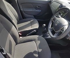 Dacia Sandero 2018 - Image 7/8