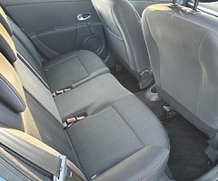 2010 Renault Clio 1.5 Diesel - Image 7/8