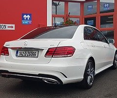 Mercedes-Benz E-Class - Image 6/10