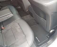 Mercedes-Benz E-Class - Image 10/10