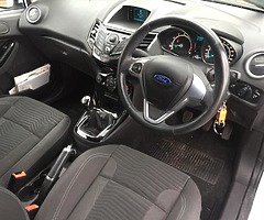 2015 FORD FIESTA 1.2 ZETEC - Image 4/6