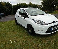 2012 Ford fiesta van