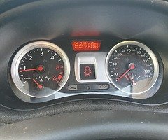 2010 Diesel Renault Clio - Image 7/8