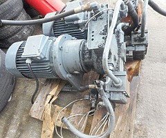 FOR SALE: Hydraulic 3 Phase Motors - Image 3/7