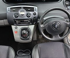 7 SEATS RENAULT SCENIC JUST SERVICED VERY CLEAN