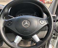 2015 Mercedes-Benz Sprinter - Image 6/10