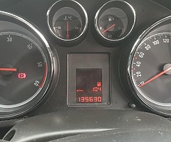 Car - Image 6/6
