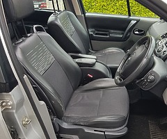 MAKE ME AN OFFER.7 SEATS Renault Scenic very clean 2nd owner (JUST SERVICED) - Image 9/10