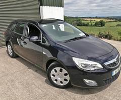 2011 VAUXHALL ASTRA 1.3CDTi ESTATE ** NCT + TAX ** IMMACULATE CONDITION