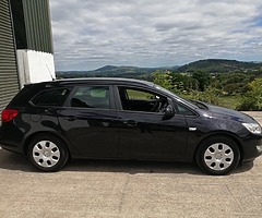 2011 VAUXHALL ASTRA 1.3CDTi ESTATE ** NCT + TAX ** IMMACULATE CONDITION