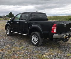 2012 toyota hilux invincible