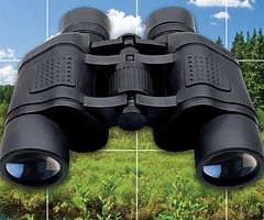 Binoculars With 7 x Magnification
